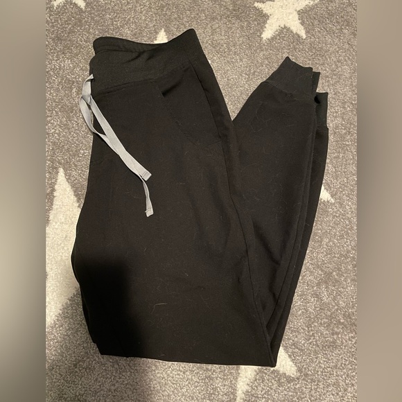 FIGS Zamora Jogger Scrub Pants - Picture 5 of 5